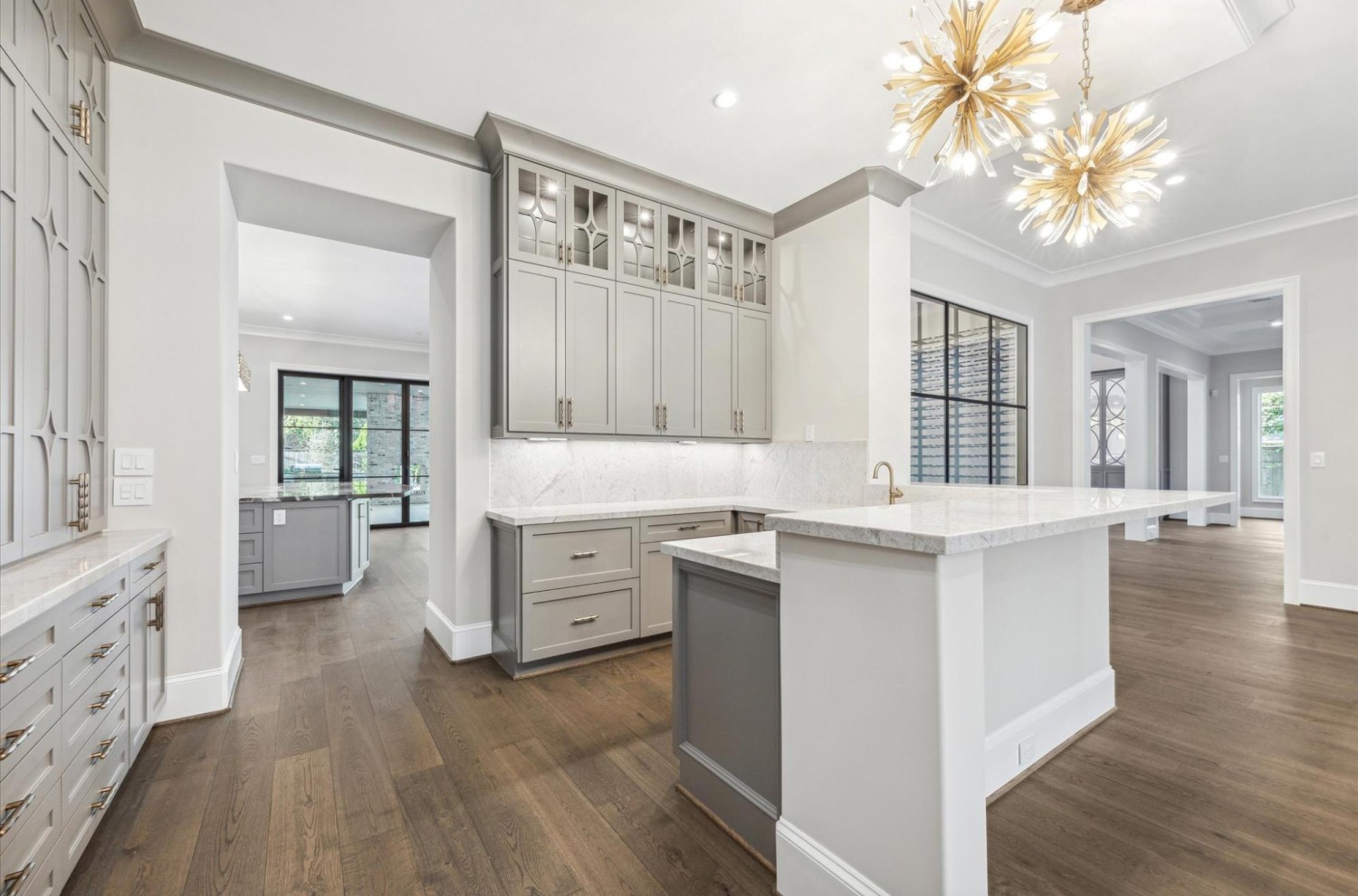 Metropolitan Custom Homes