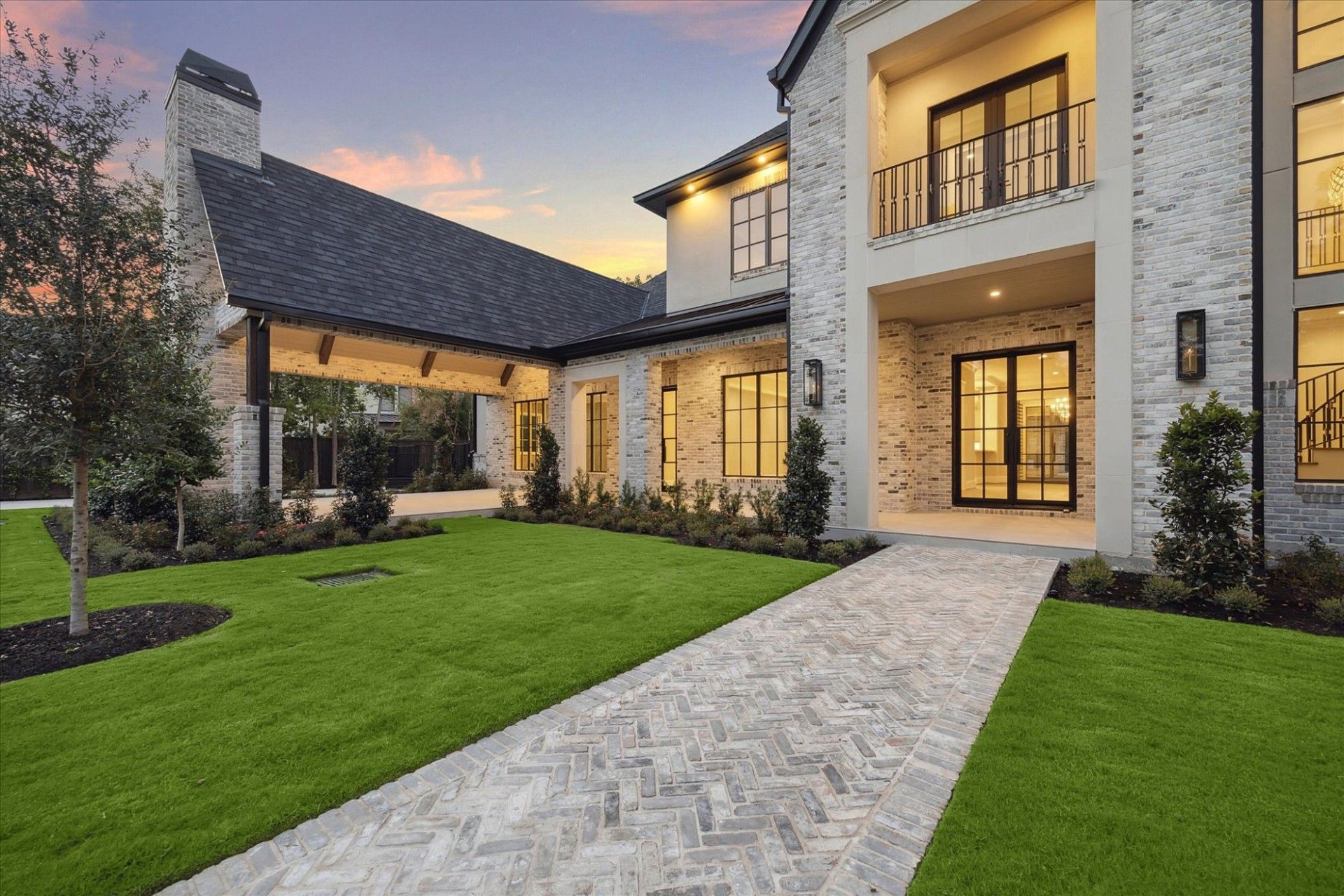 Metropolitan Custom Homes