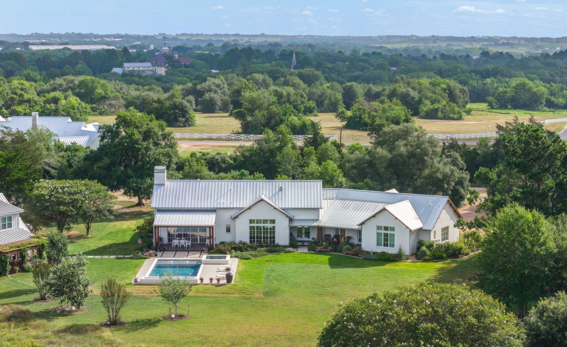What’s Happening at Metropolitan Custom Homes